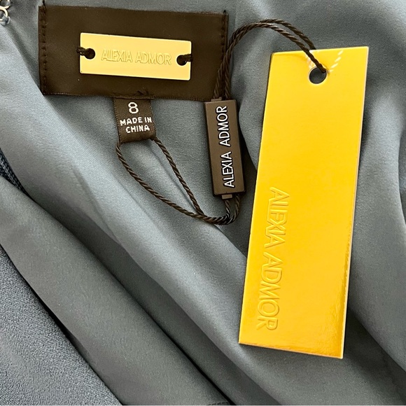 NWT Alexia Admor Boatneck Flutter Sleeve Fit N Flare Dress Size 8 - Picture 5 of 9